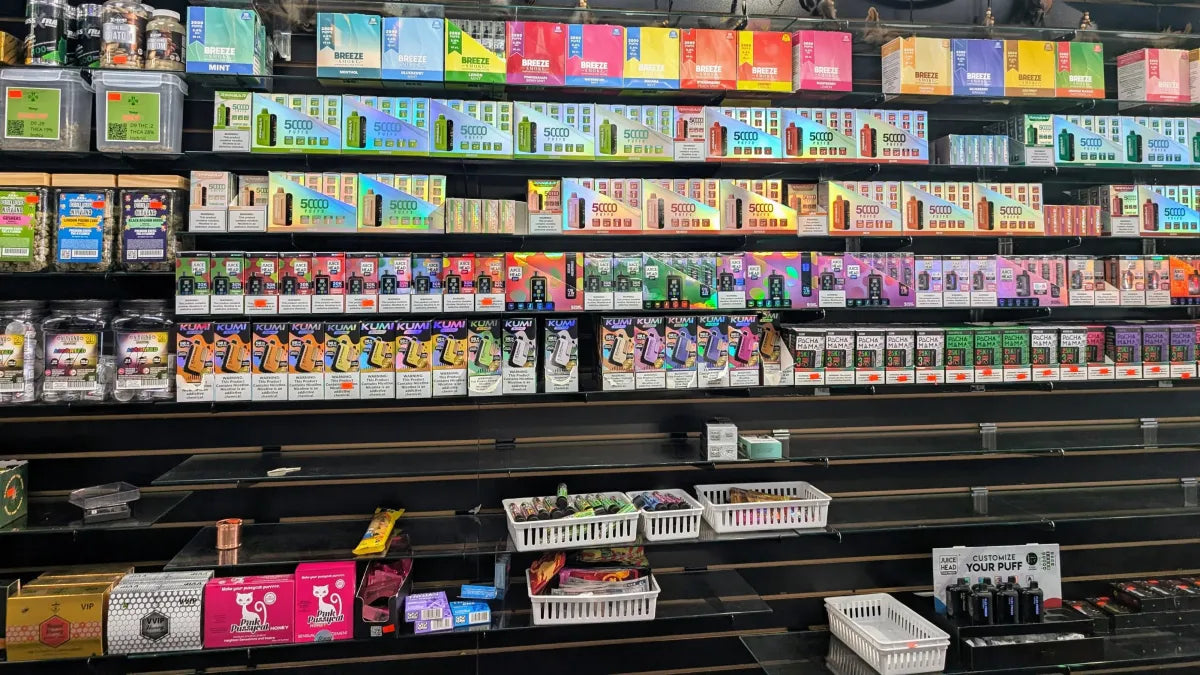 Nebraska Considers Child-Safety Lock Bill for E-Cigarettes, Violations Could Face $500 Fine